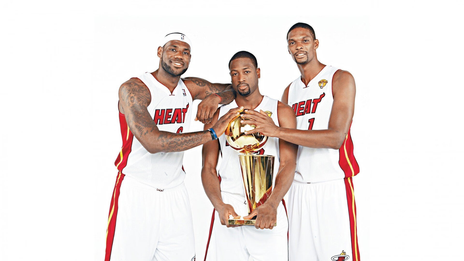 勇士主场击败太阳，库里贡献28分再度领军，勇士对库里