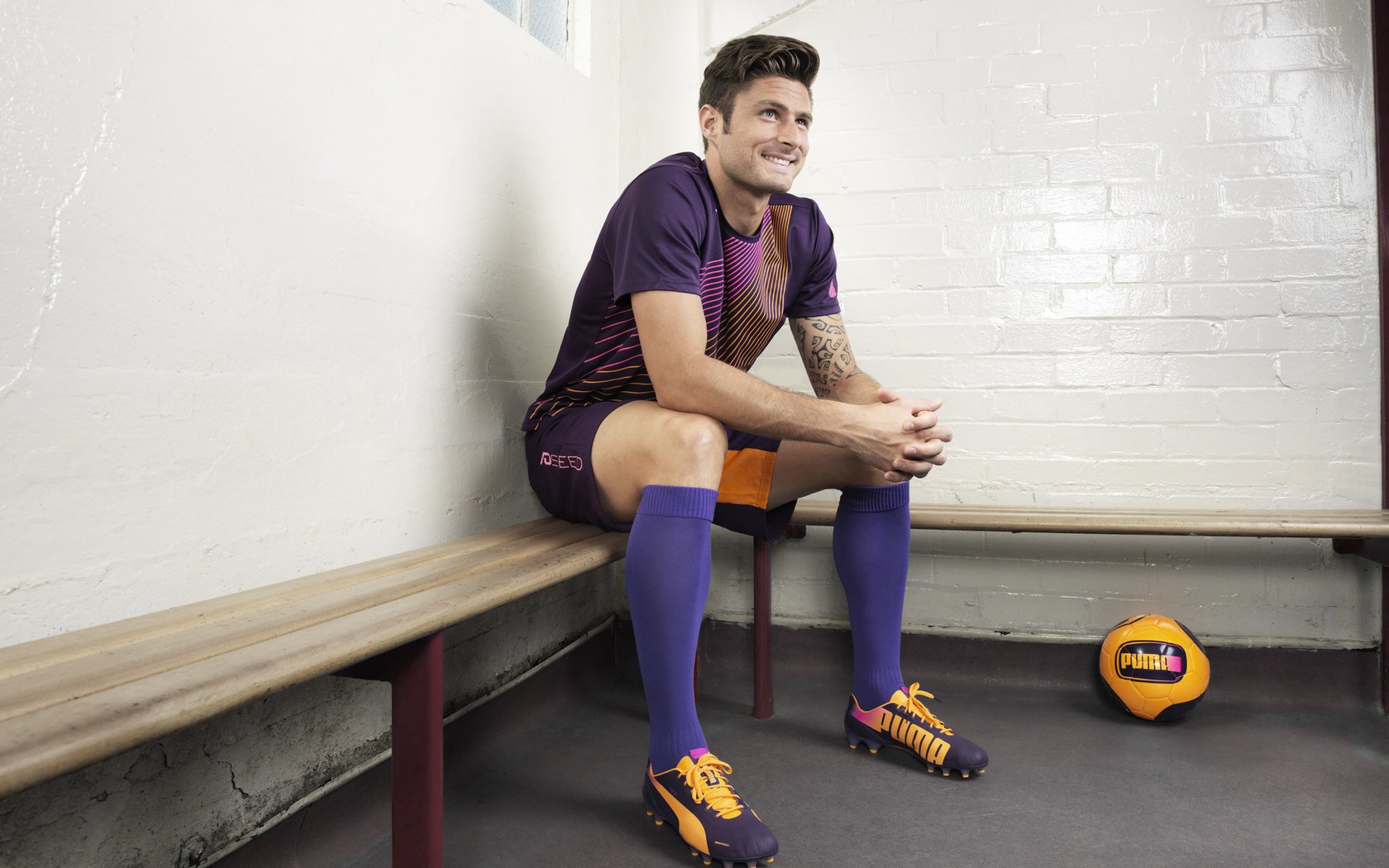 拜仁连胜终止欧洲豪门同夜哑火引发热议，拜仁连胜多少场了